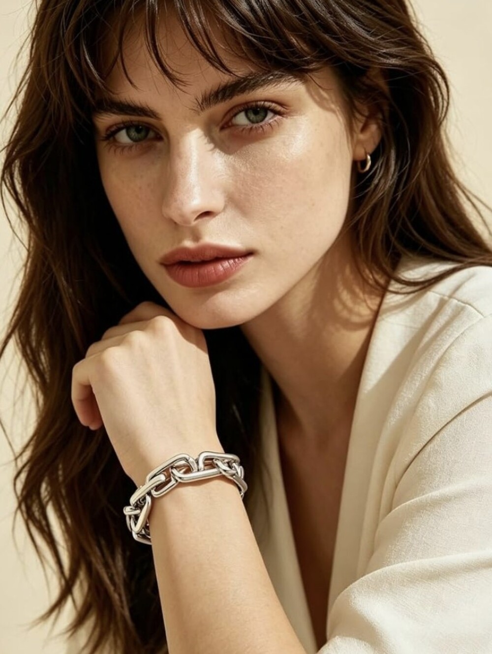 Gold Rectangular Link Bracelet - Picture 8 of 8